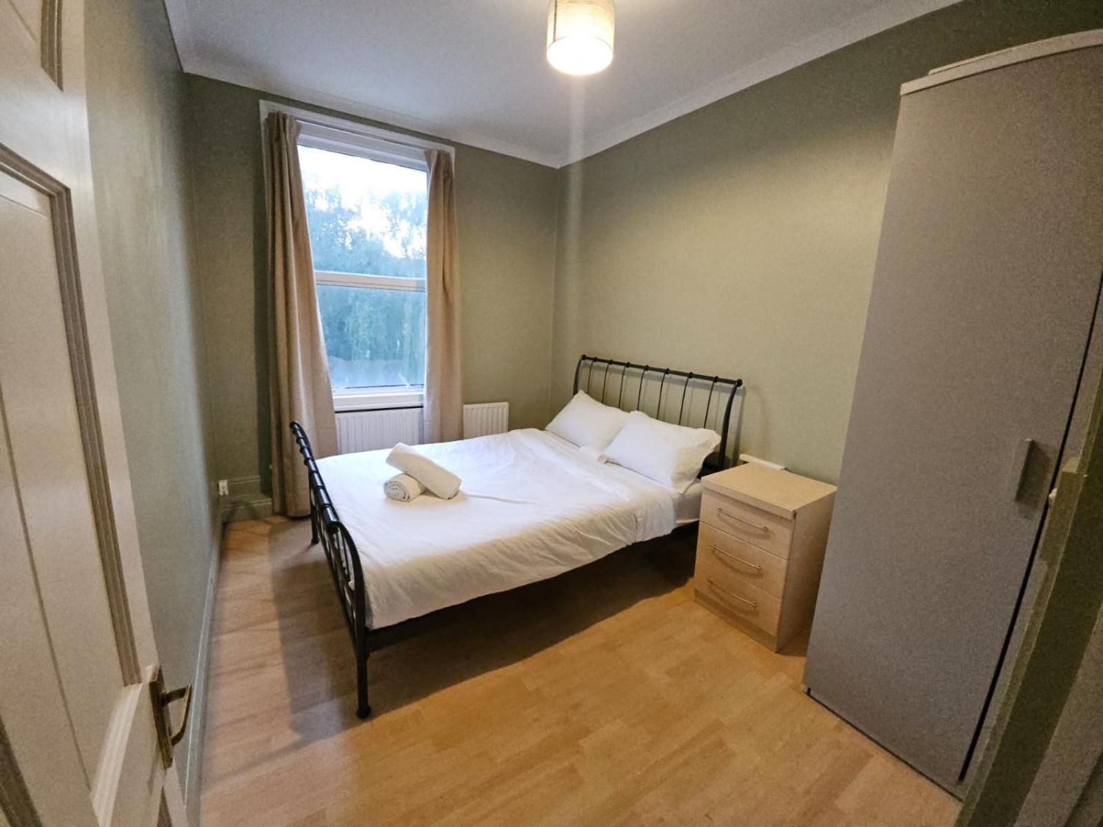 Modern 3-br In The Heart Of The