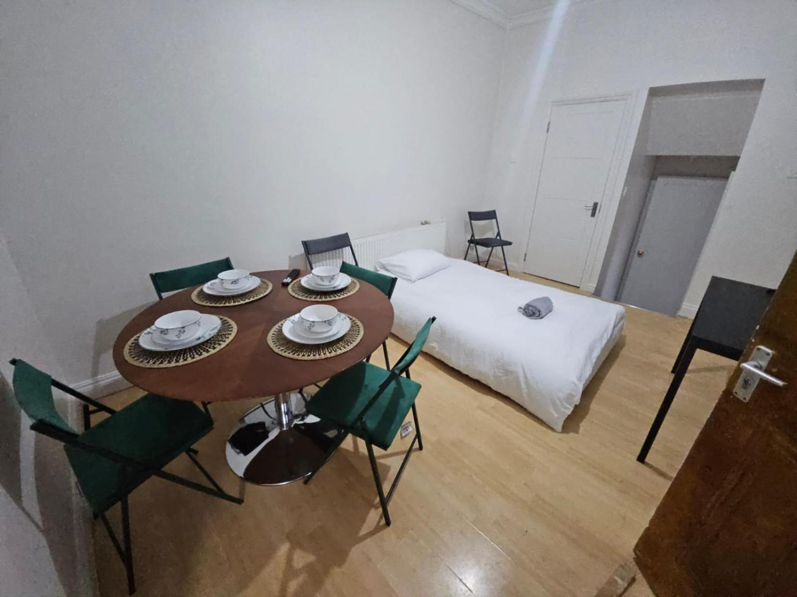 Appartamento Modern 3-br In The Heart Of The