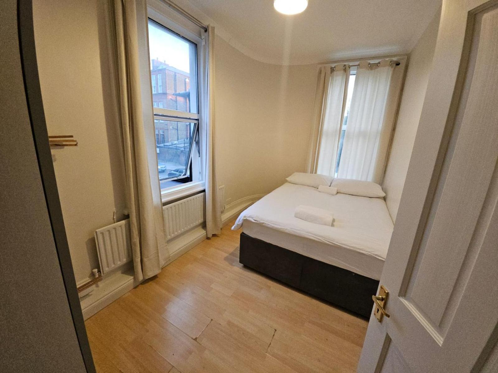 Appartamento Modern 3-br In The Heart Of The *